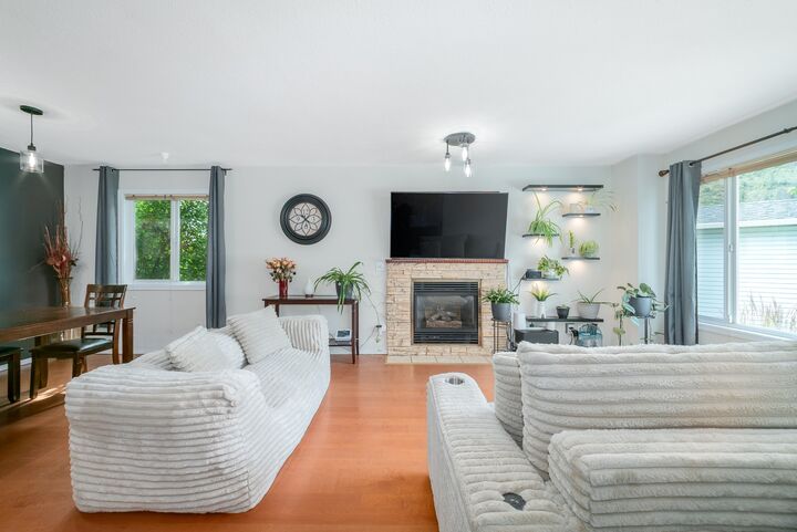Property Photo:  2643 Applegreen Court  BC V1Z 3K8 