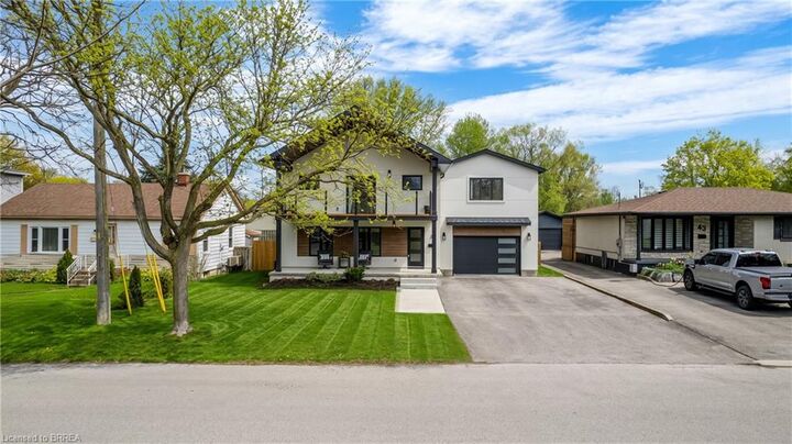 Property Photo: 37 Barnes Avenue ON N3R 4Y9