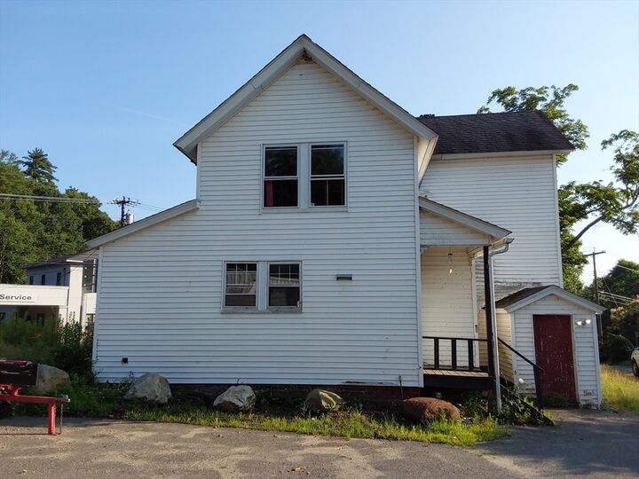 Property Photo:  96 East St  MA 01082 