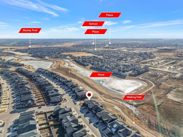 Property Photo:  351 Lucas Way NW  AB T3P 1Z3 