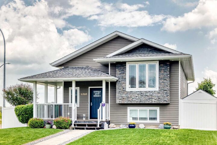 Property Photo: 6368 58 Avenue AB T4G 0A1