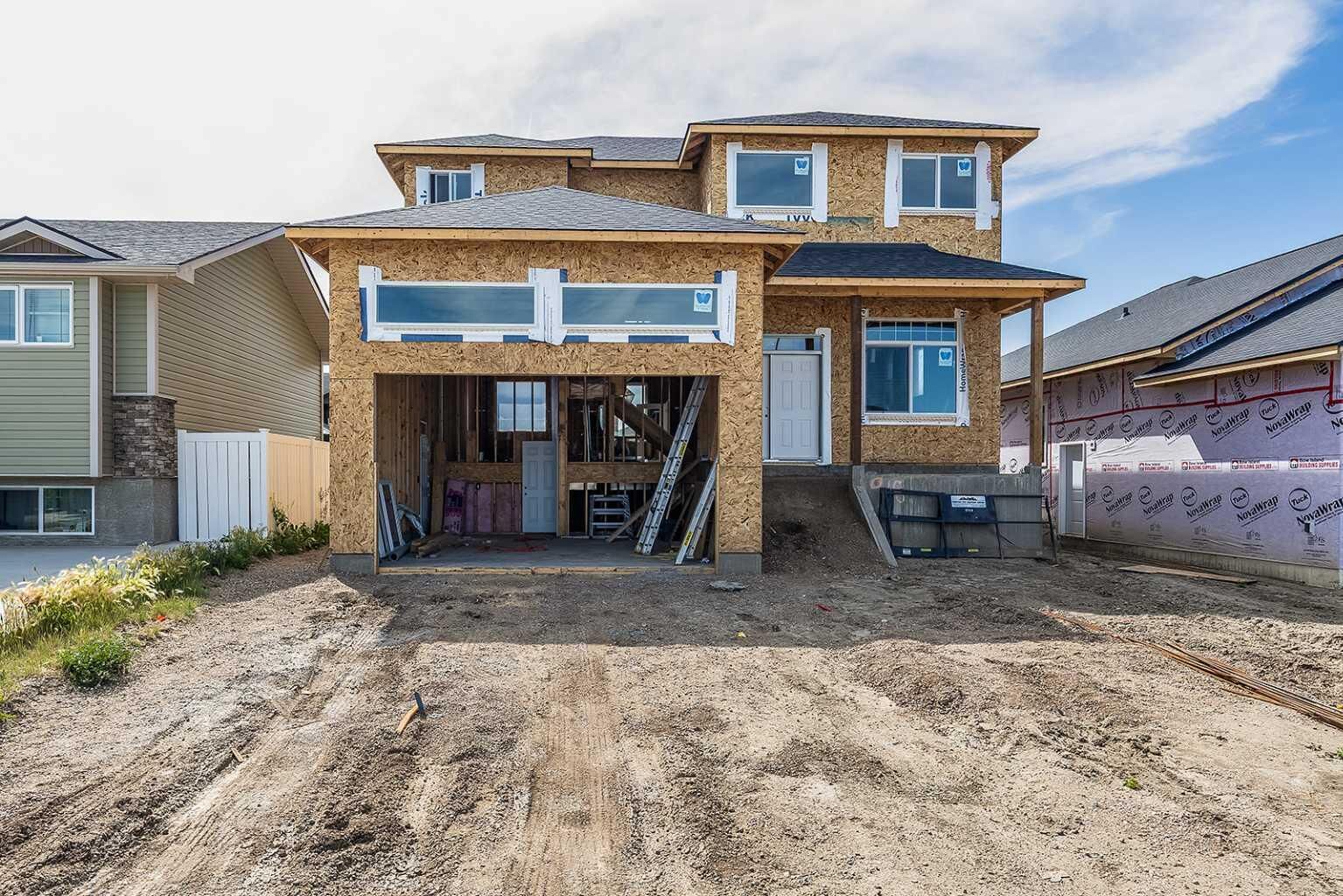 Property Photo: 918 Memorial Drive SE AB T0J 2P0