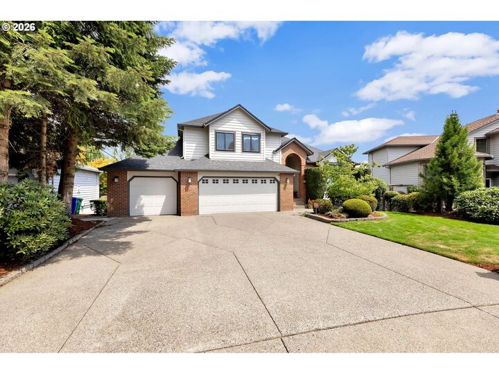 Property Photo: 15435 NE Siskiyou St OR 97230
