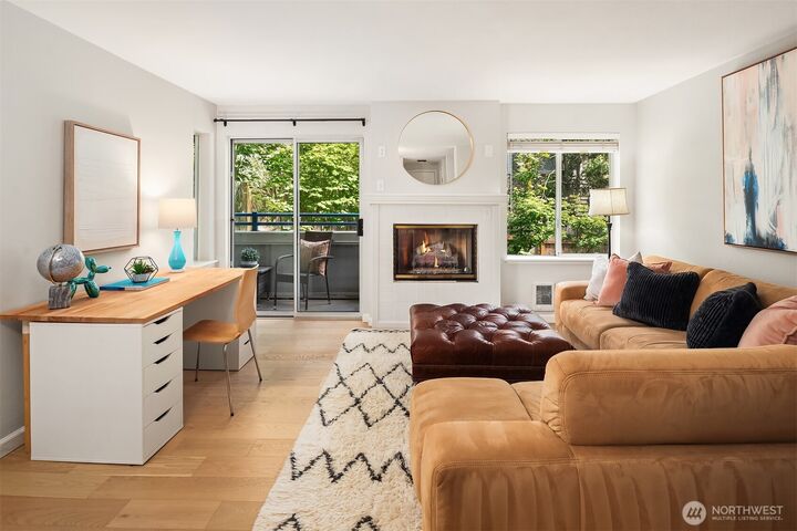 Property Photo:  2244  13th Avenue W 313  WA 98119 