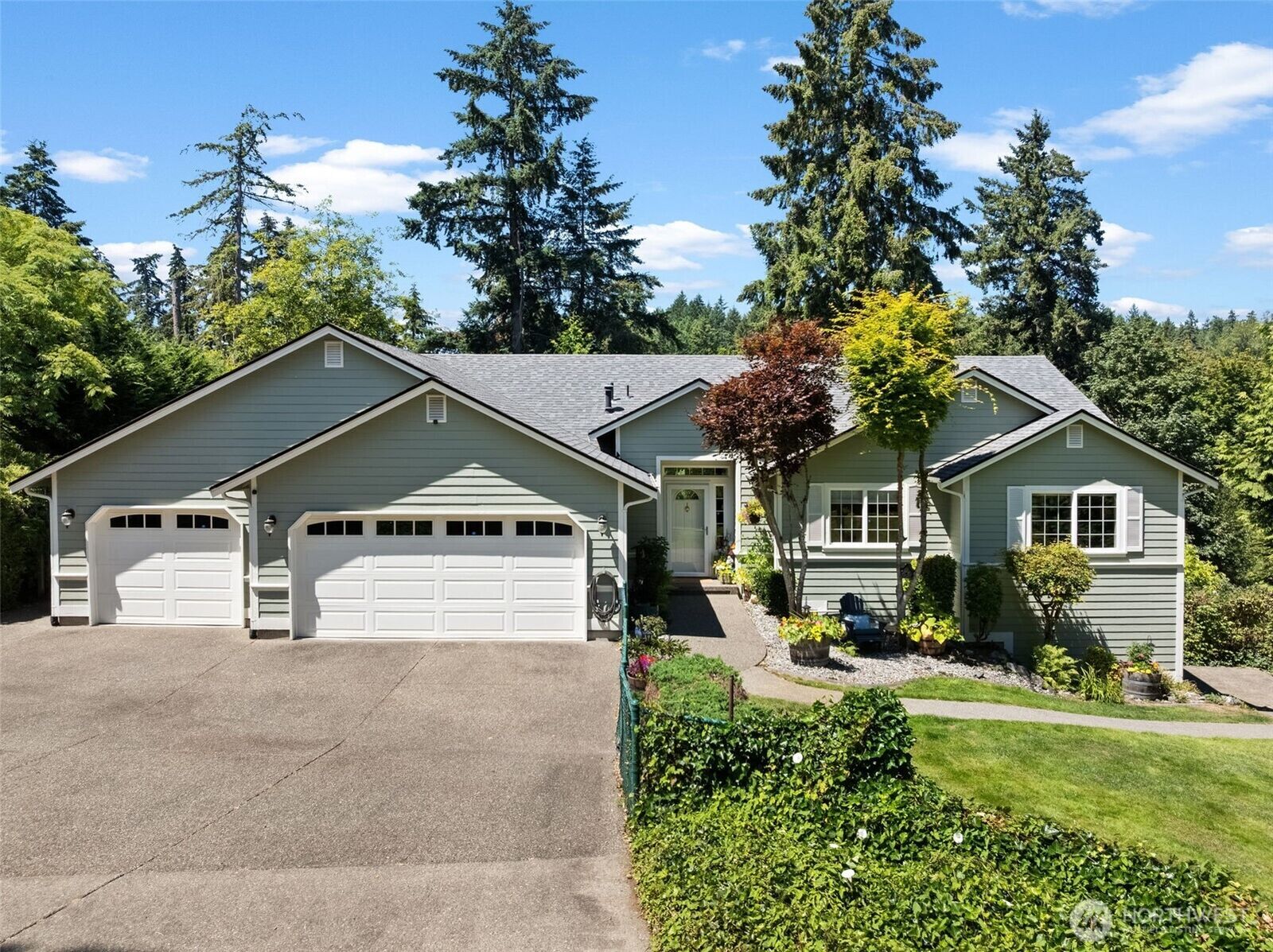 Property Photo: 5807 60th St W WA 98467