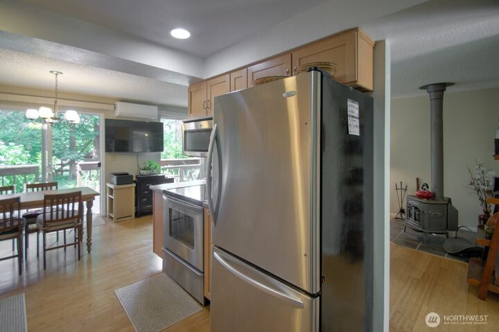 Property Photo: 4703 Fairview Road SW 6 WA 98512