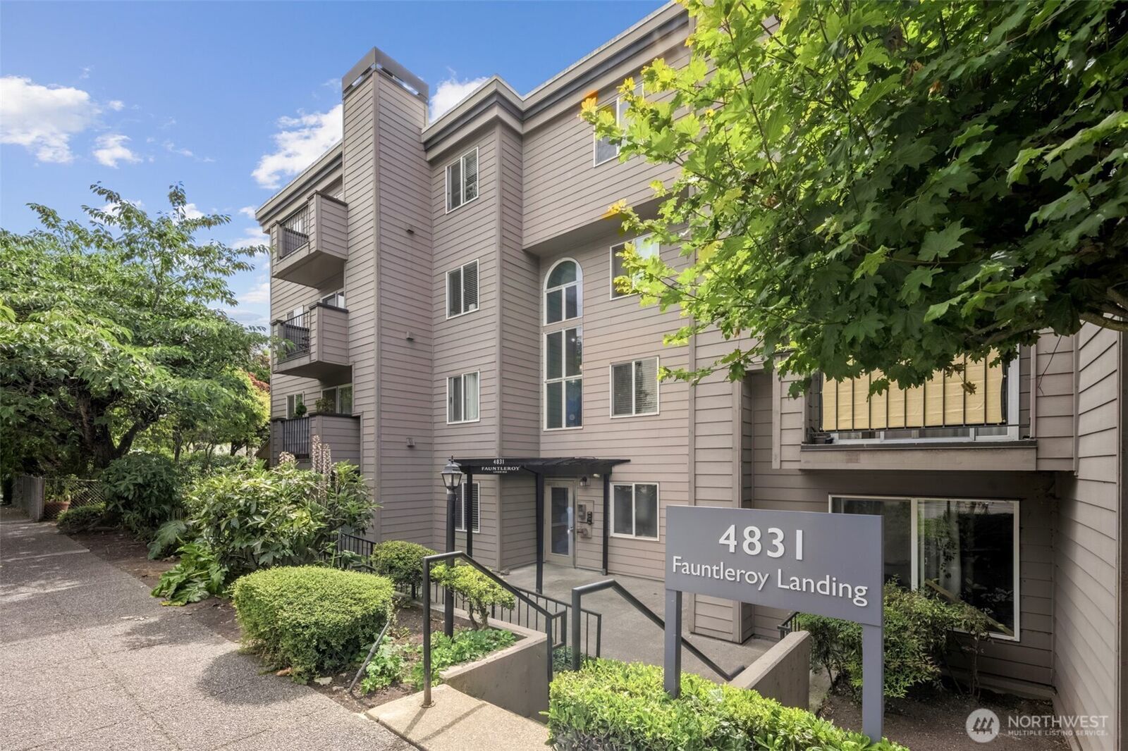 Property Photo:  4831  Fauntleroy Way  SW 103  WA 98116 