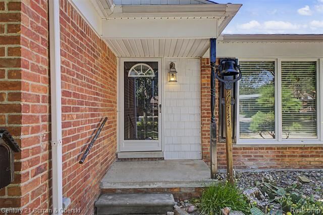 Property Photo:  26733 Rouge River Drive  MI 48127 