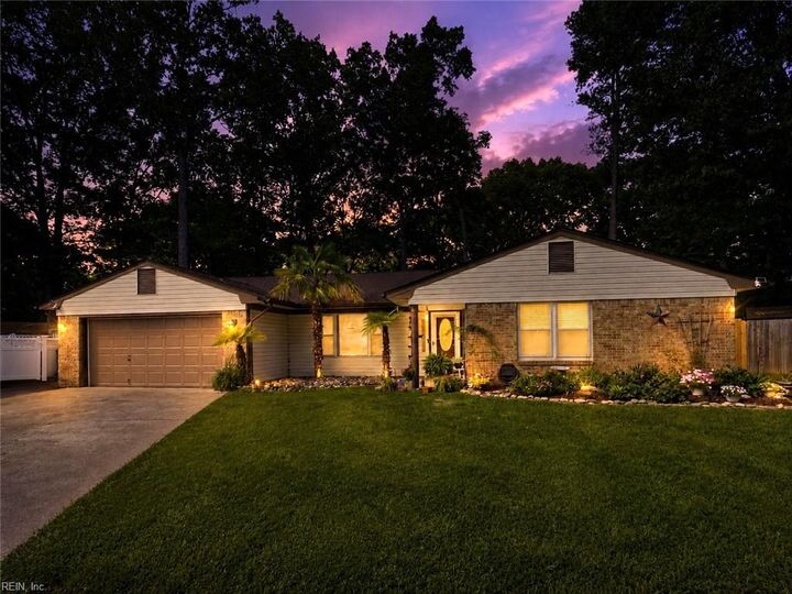 Property Photo:  4728 Skipjack Ct  VA 23464 