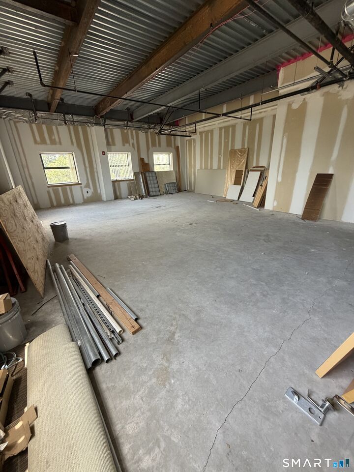 Property Photo:  893 Main Street Second Floor  CT 06108 