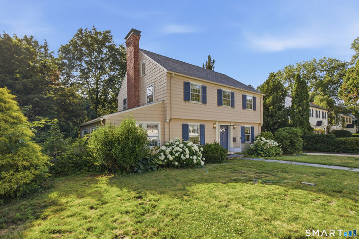 Property Photo:  9 Stratford Road  CT 06117 