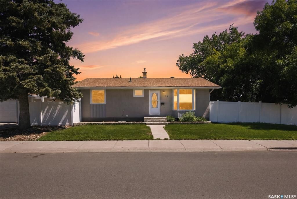 Property Photo:  781 McManus Street  SK S4T 6E7 