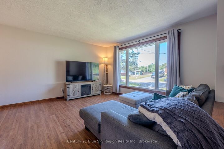 Property Photo:  7 Birch Crescent  ON P0H 2H0 