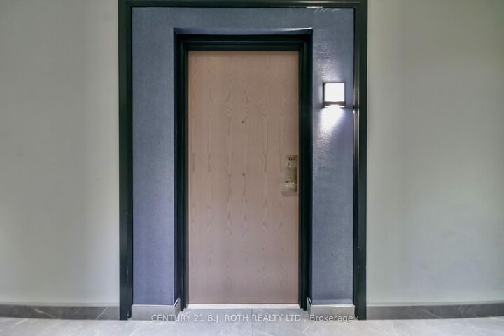 Property Photo:  58 Lakeside Terrace 112  ON L4M 0L5 