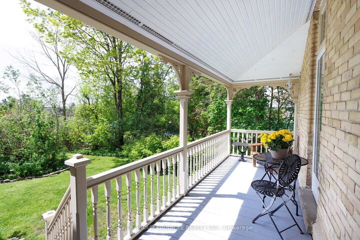Property Photo:  145 King Street  ON K0M 2T0 