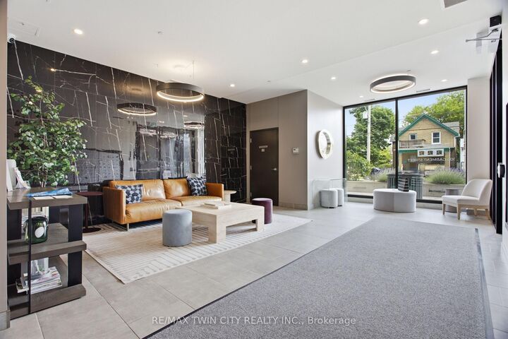 Property Photo:  100 Garment Street 1605  ON N2G 0C3 