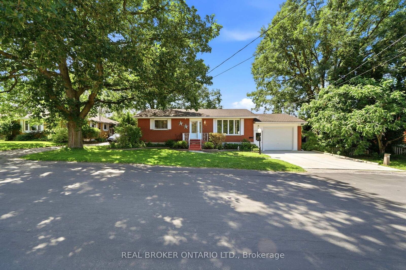 Property Photo: 389 7th Street ON N4N 1H3
