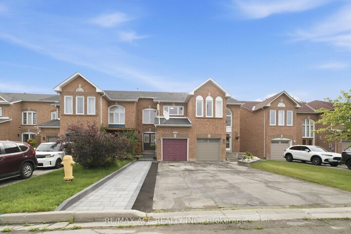 1563 Nipissing Court — photo 1