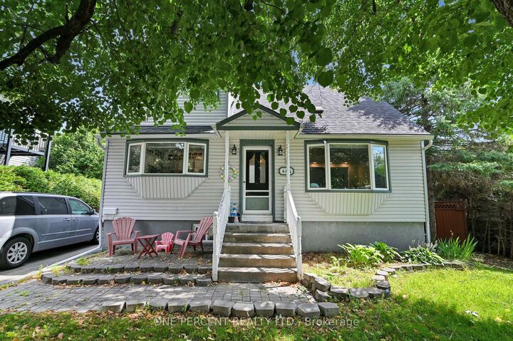 Property Photo: 484 Mutual Street ON K1K 1C8