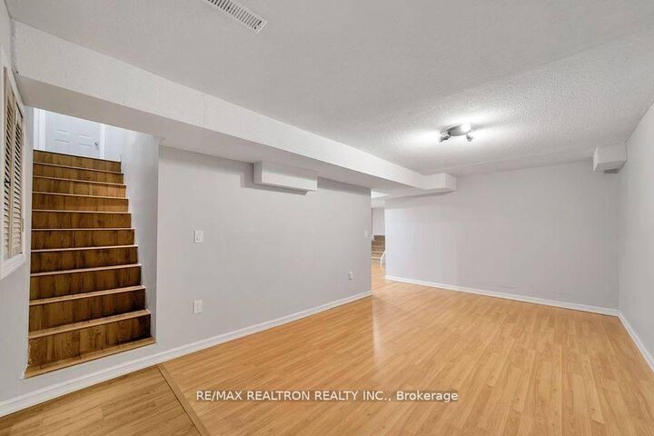 Property Photo:  28 Hartwell Way 2 Bed Basement  ON L4G 7X7 