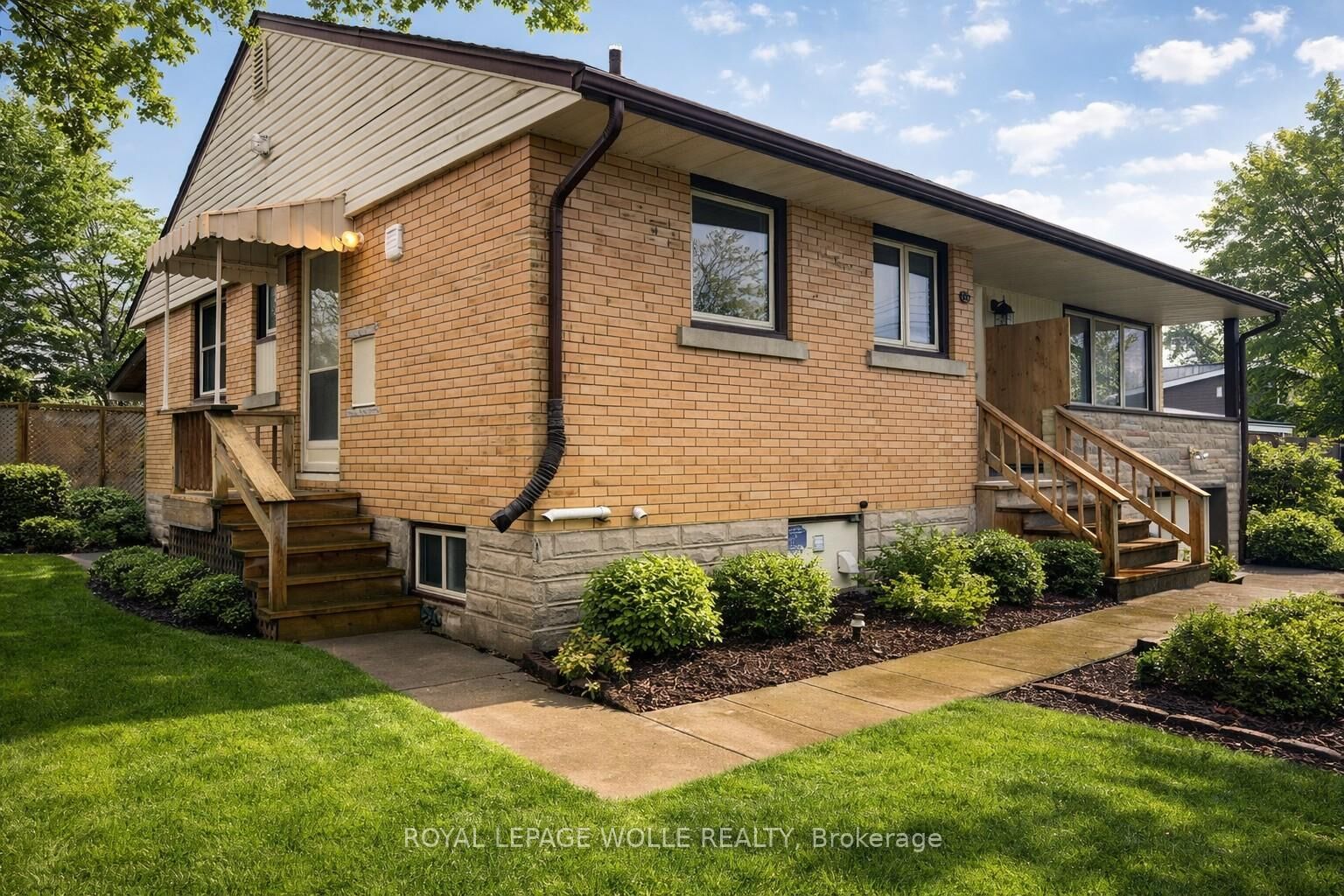 Property Photo: 148 Siebert Avenue Lower ON N2C 2A8