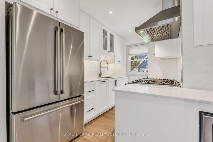 Property Photo: 794 The Queensway N/A ON M8Z 1N5