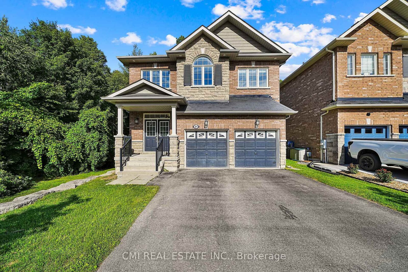 Property Photo: 21 Scotia Road ON L0E 1R0