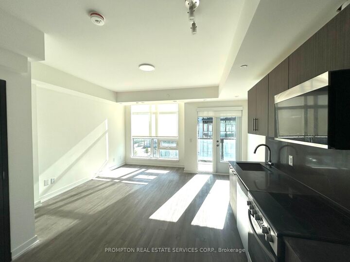 Property Photo:  871 Sheppard Avenue W 41  ON M3H 0E8 