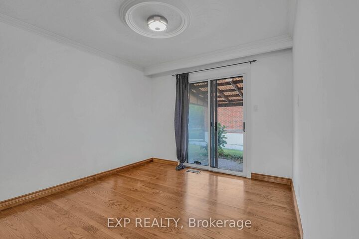 Property Photo: 7201 Sigsbee Drive ON L4T 3L6