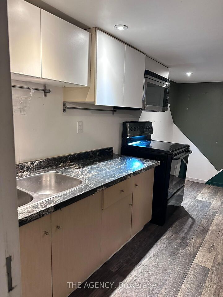 Property Photo:  40 Montye Avenue Bsmt  ON M6S 2G9 