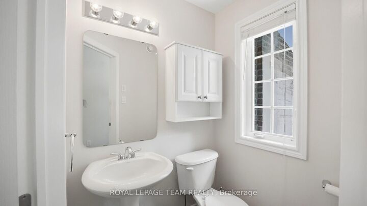 Property Photo: 239 Tandalee Crescent ON K2M 0A2