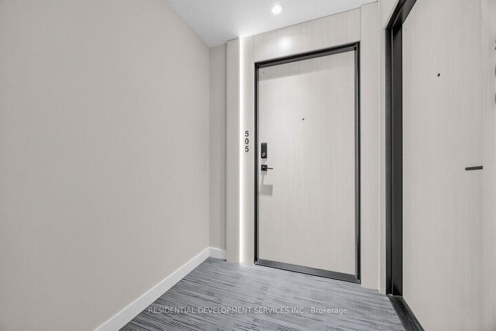Property Photo:  699 Sheppard Avenue E 505  ON M2K 0J5 