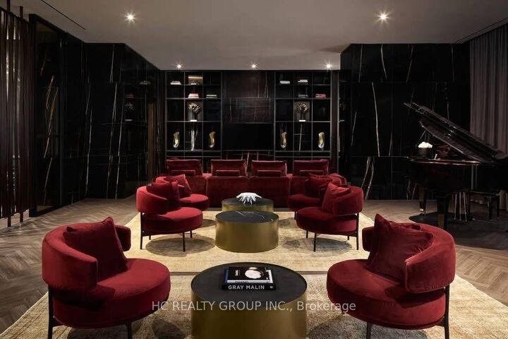 Photo de la propriété:  11 Yorkville Avenue E 1412  ON M4W 0B7 
