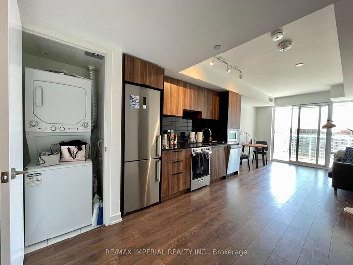 Property Photo:  18 Maitland Terrace 1507  ON M4Y 0H2 