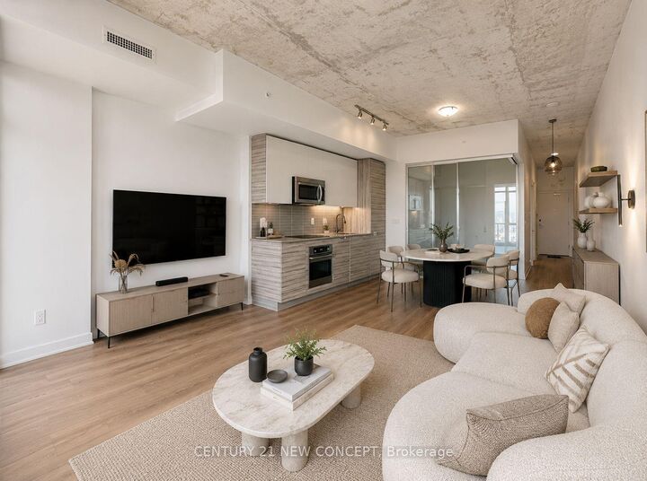 Property Photo:  210 Simcoe Street 1909  ON M5T 0A9 