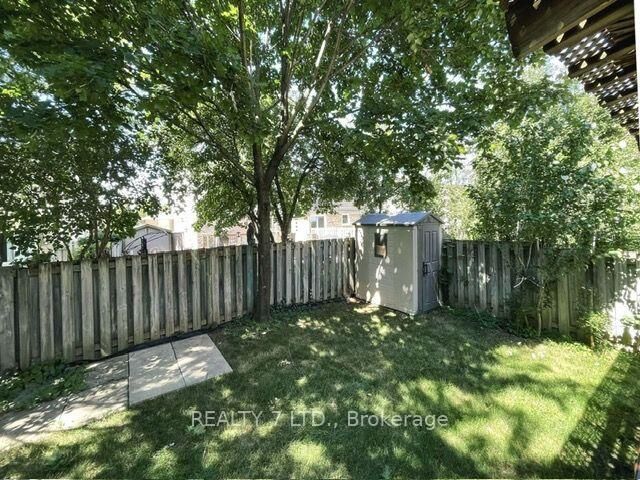 Property Photo:  551 Hayward Crescent Main  ON L9T 4P2 