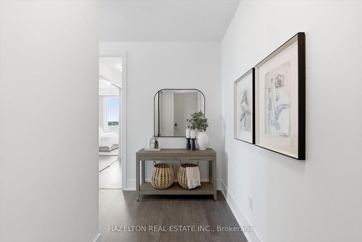 Property Photo: 480 Front Street W 1915 ON M5V 0V5