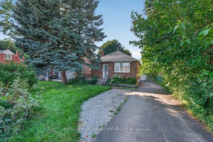Property Photo:  20 Bayard Avenue Main  ON M1R 4A3 