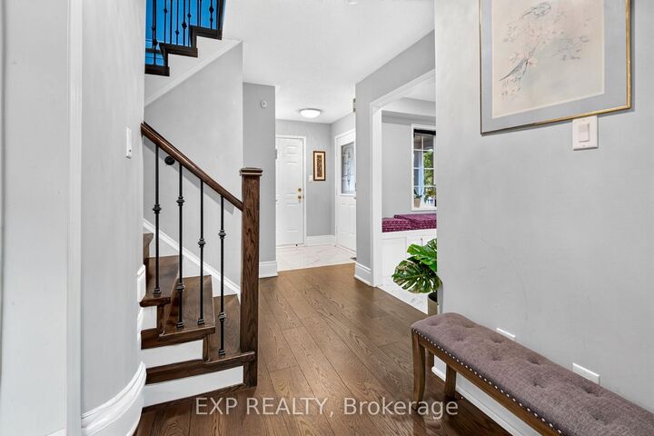 Property Photo: 5896 Chorley Place Upper ON L5M 5L7