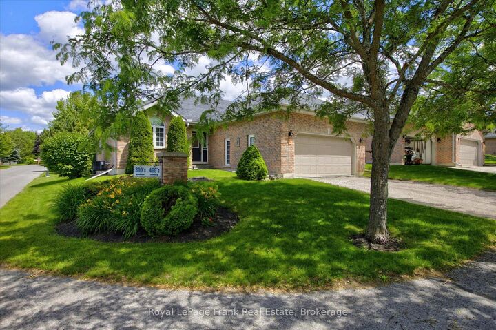 Property Photo: 1742 Ravenwood Drive 402 ON K9K 2R5