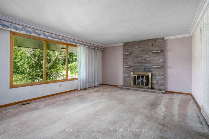 Property Photo: 832 Victoria Road S ON N1L 1C6
