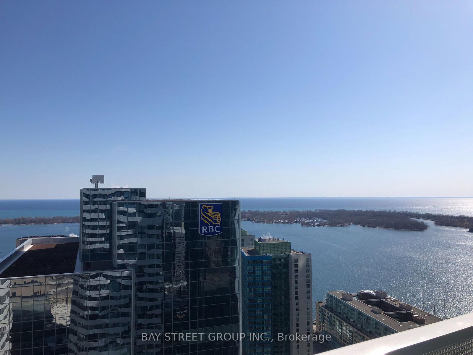 Property Photo: 100 Harbour Street 4507 ON M5J 0B5