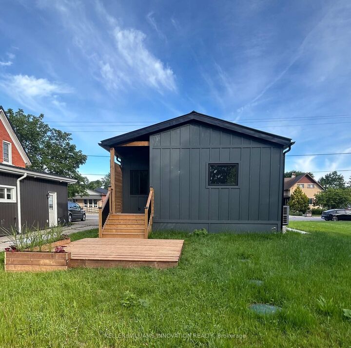 Property Photo:  215 Winstanley Street  ON N0K 1P0 