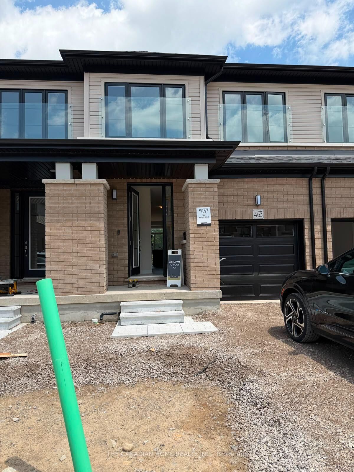 Property Photo:  463 Jack Wilford Way  ON N4S 7V6 