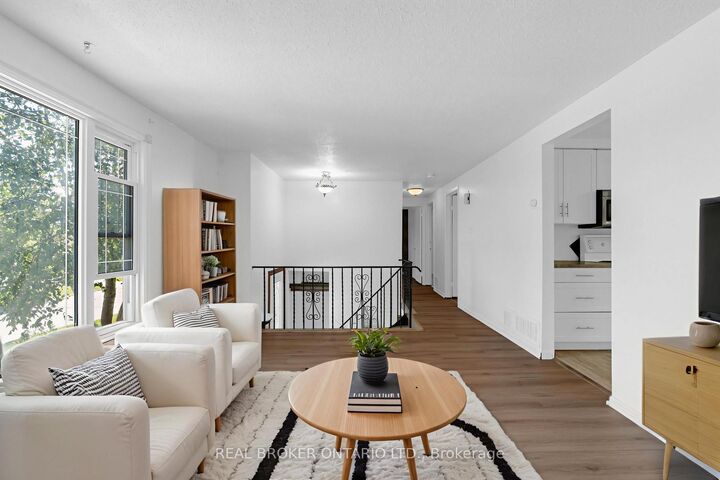 Property Photo:  57 Bernick Drive  ON L4M 5C1 