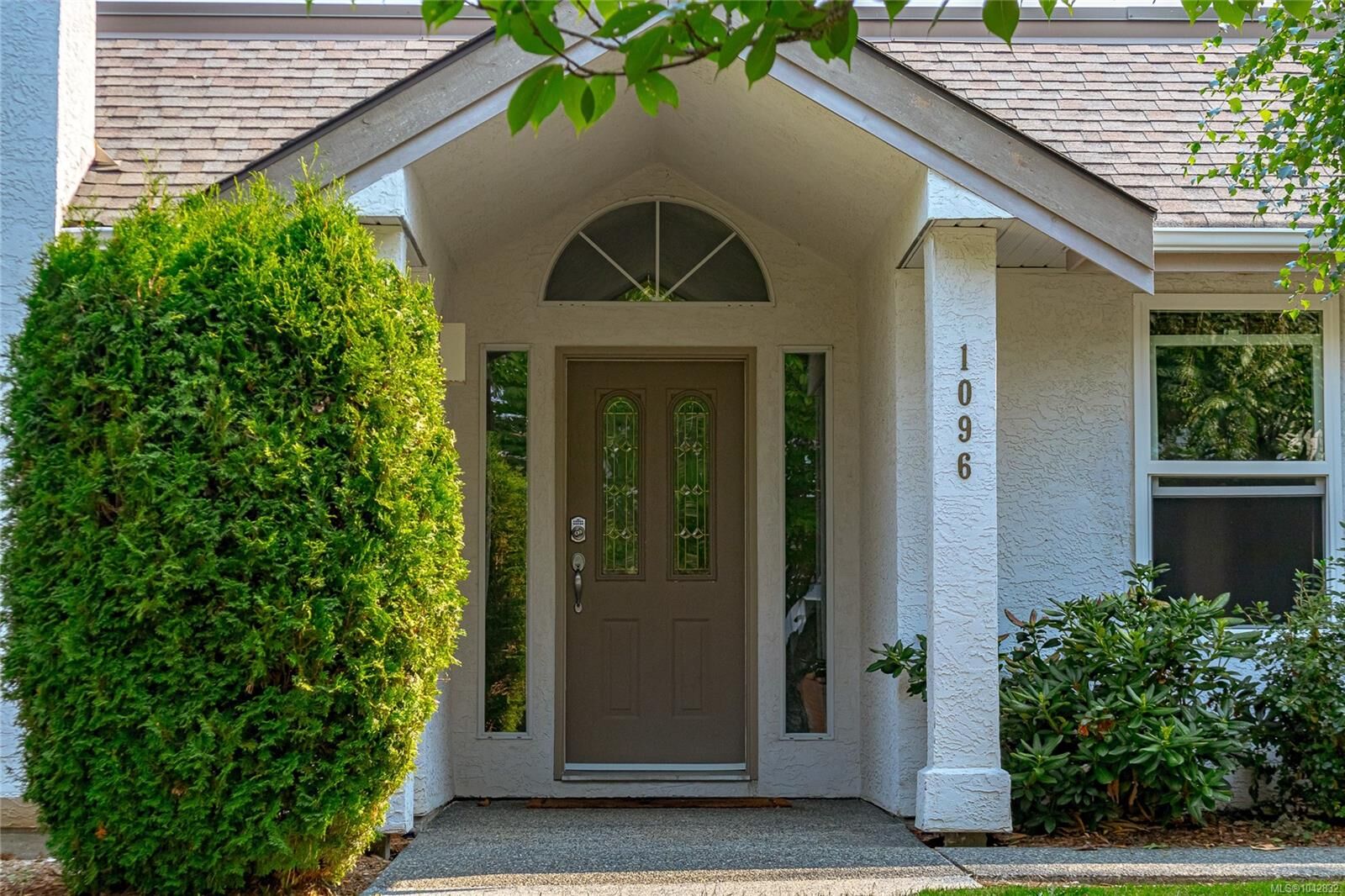Property Photo:  1096 Valewood Trail  BC V8X 5E3 