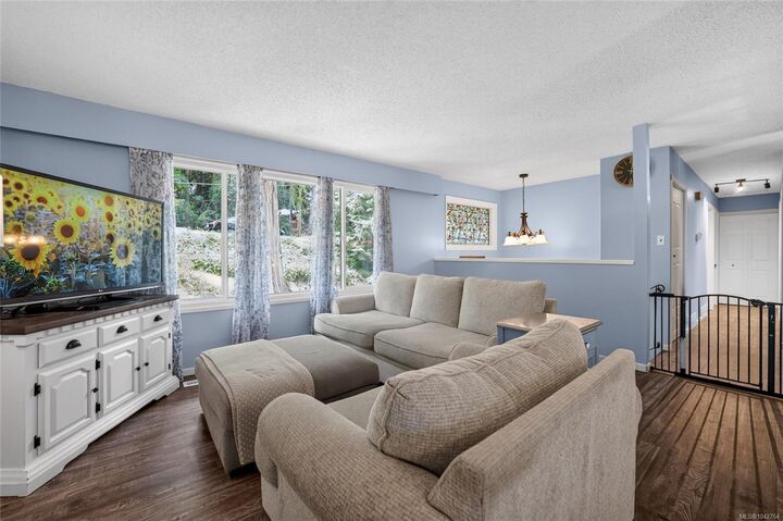 Property Photo: 2702 Beaver Creek Cres BC V9T 3K4
