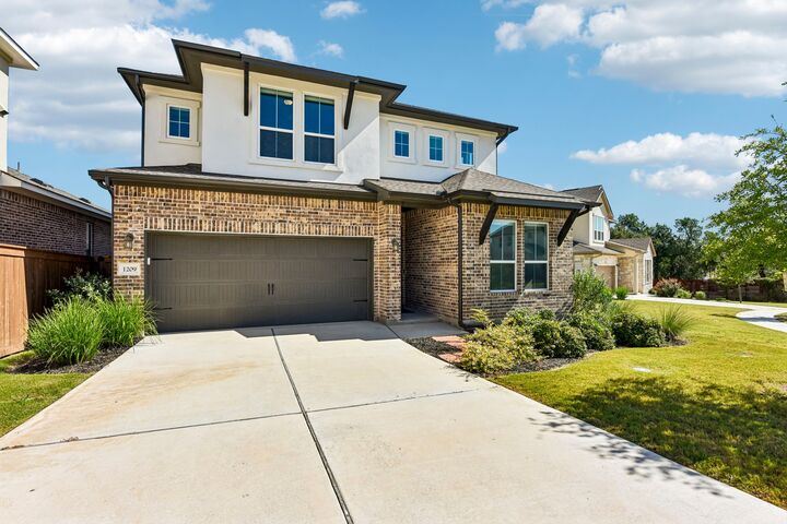 Property Photo:  1209 Willie Ranch Way  TX 78641 