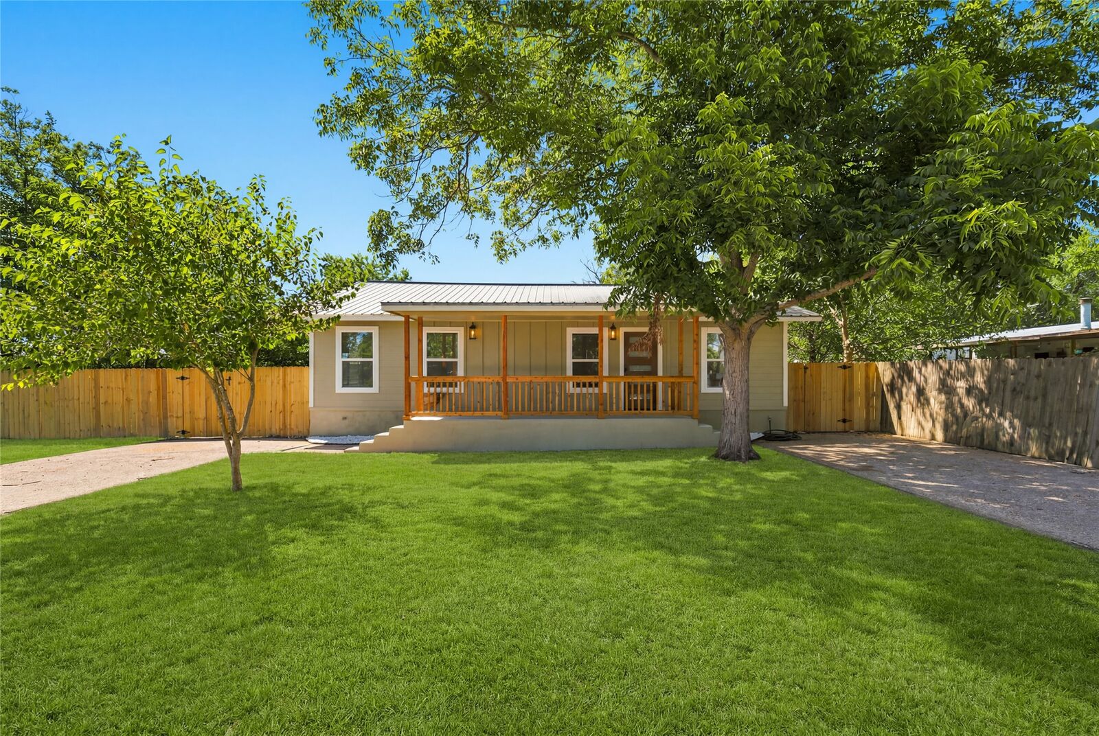 Property Photo:  125 Discovery Lane  TX 78666 