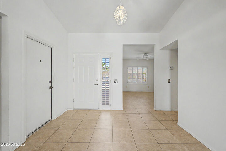 Property Photo: 1521 E Firestone Drive AZ 85249